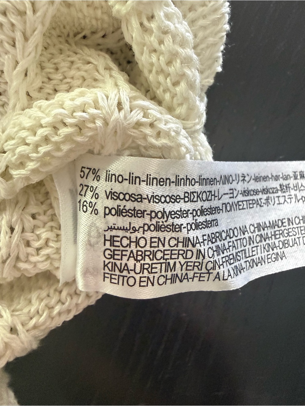 Zara Cream V-Neck Open Knit Sweater - Picture 3 of 3